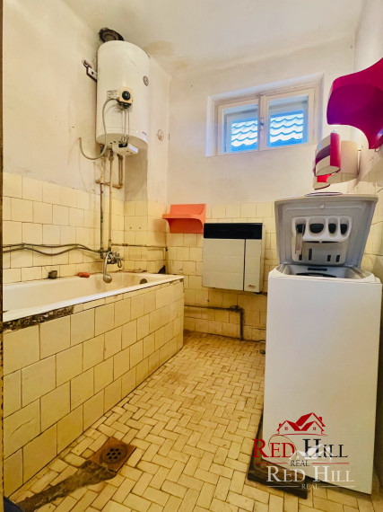 Rodinný dom s viacerými vedľajšími stavbami na predaj - Devičie