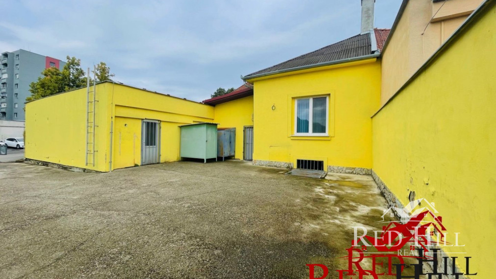 Obchodný priestor na prenájom Šahy