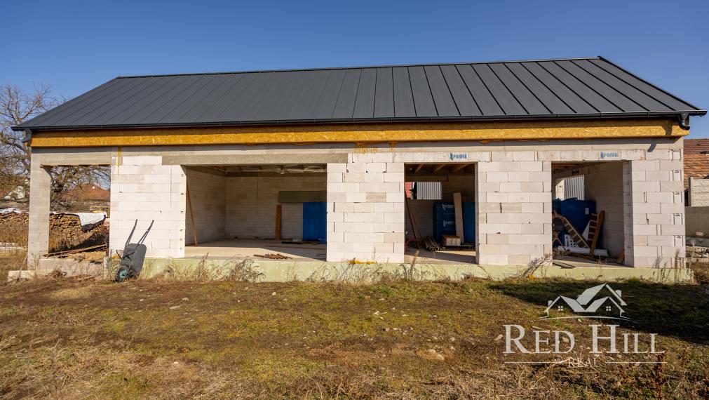 Exkluzívne na predaj novostavba rodinného domu Uňatín