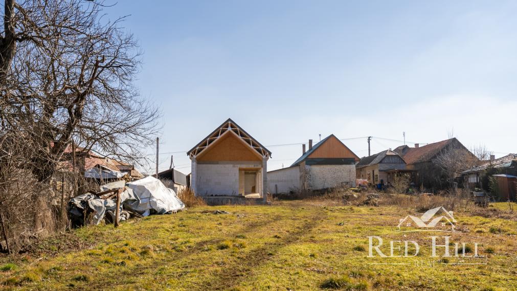 Exkluzívne na predaj novostavba rodinného domu Uňatín