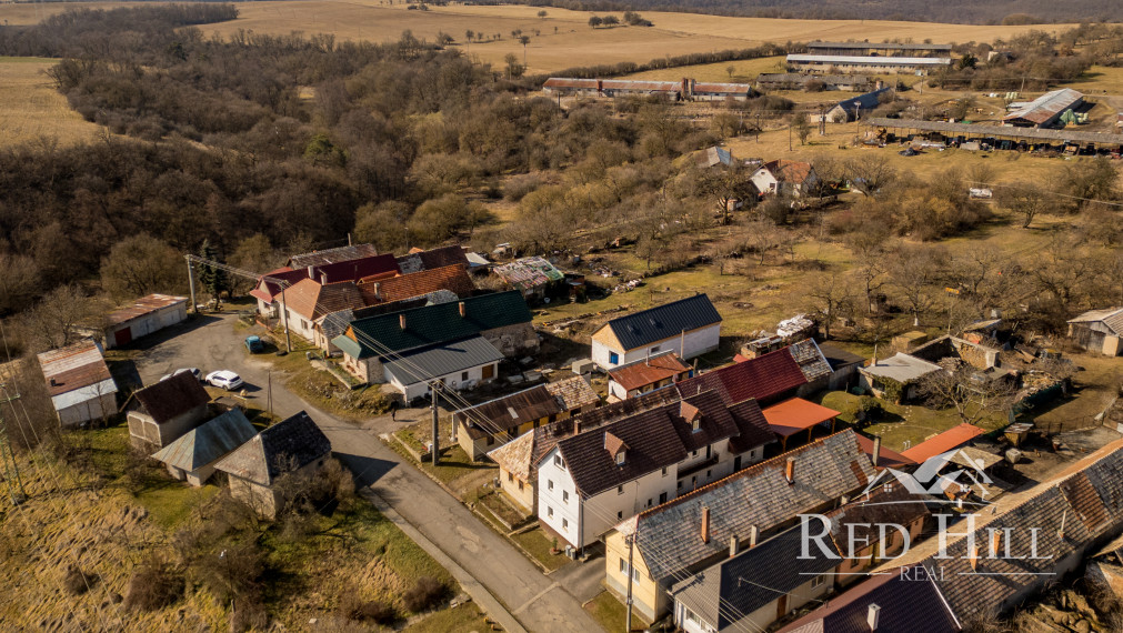 Exkluzívne na predaj novostavba rodinného domu Uňatín