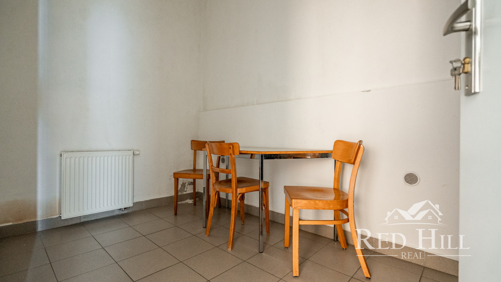 Obchodný priestor na predaj Šahy