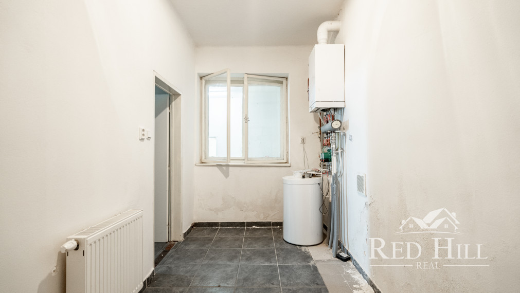 Obchodný priestor na predaj Šahy