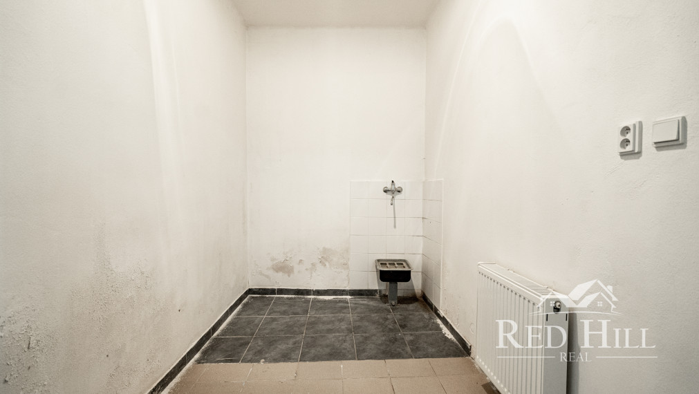 Obchodný priestor na predaj Šahy