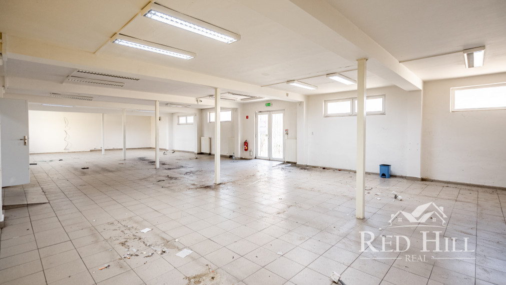 Obchodný priestor na predaj Šahy