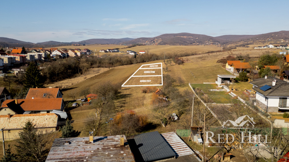 Na predaj stavebné pozemky vynikajúca lokalita Krupina Za Baštou