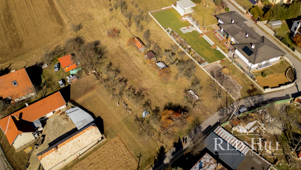REZERVOVANÉ! Na predaj stavebný pozemok-vynikajúca lokalita v  Krupine