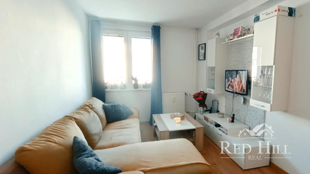 Na predaj 2 izbový byt v Považskej Bystrici na Mládežníckej ulici