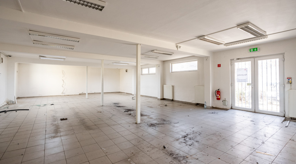 Obchodný priestor na predaj Šahy