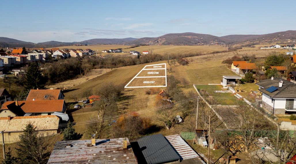 Na predaj stavebný pozemok-vynikajúca lokalita v  Krupine